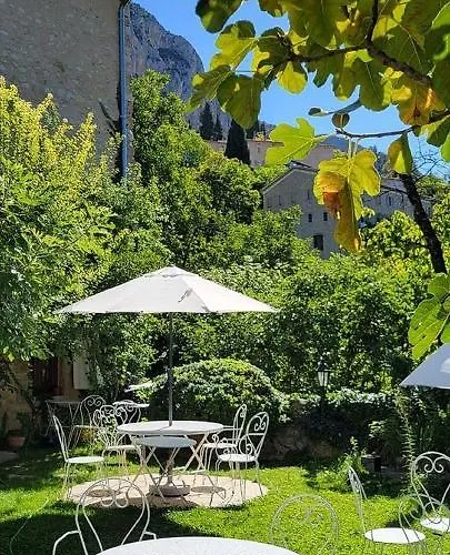 La Bastide Du Paradou Hotel